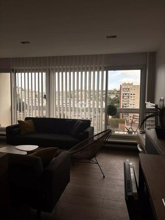 Appartement - 103 m² - 5 pièces