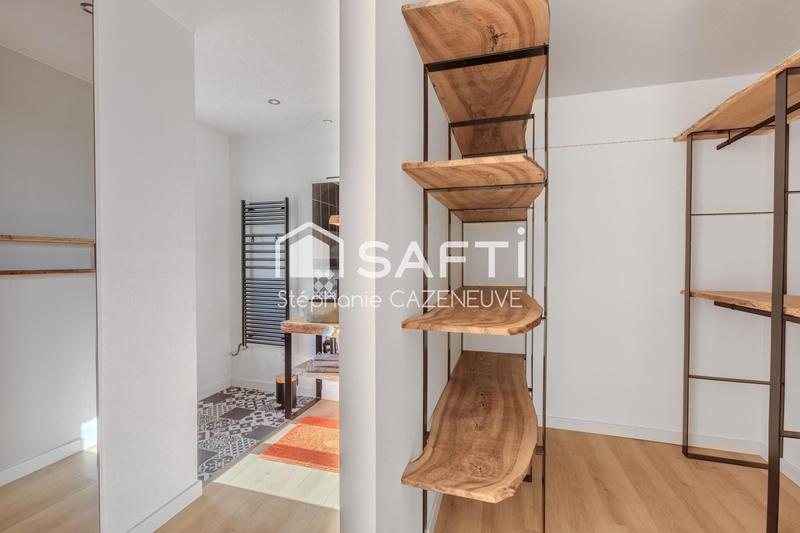 Maison - 440 m² - 11 pièces