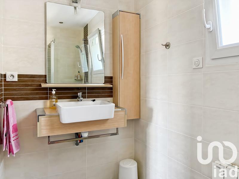 Maison - 143 m² - 5 pièces