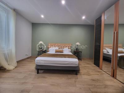 Propriété - 170 m² - 5 pièces