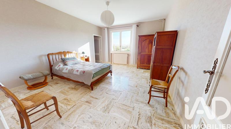 Maison - 364 m² - 6 pièces