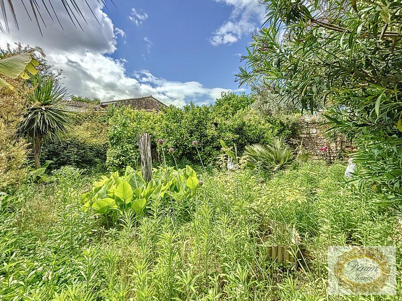 Maison - 268 m² - 6 pièces