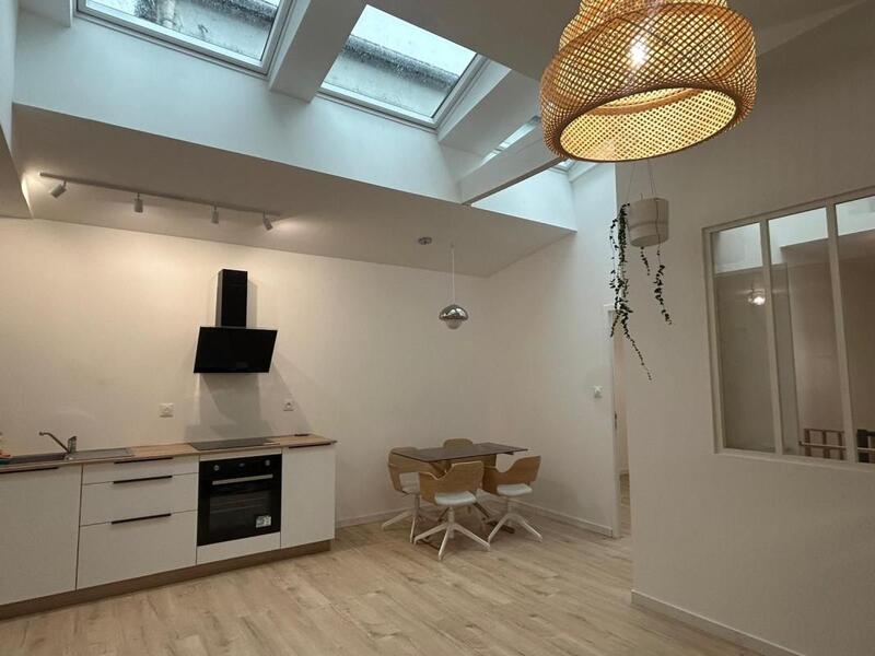 Appartement - 75 m² - 2 pièces