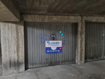 Parking / Garage - 13 m²