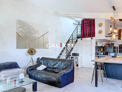 Maison - 96 m² - 3 pièces