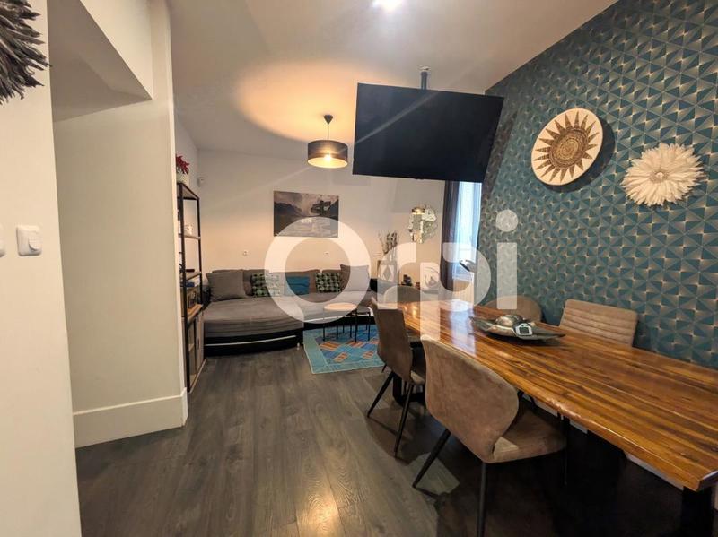 Maison - 102 m² - 4 pièces