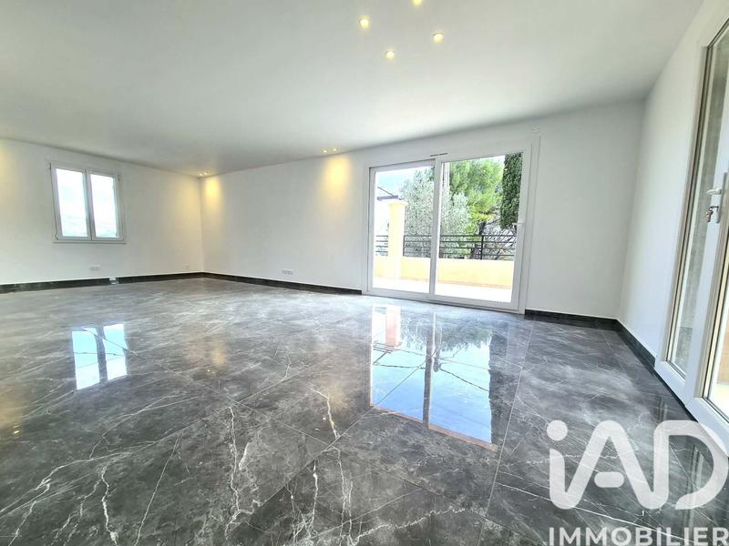 Maison - 156 m² - 5 pièces