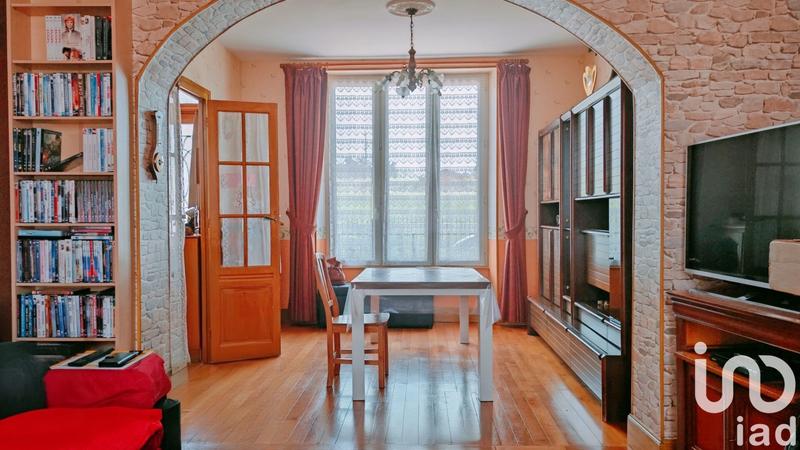 Maison - 177 m² - 10 pièces