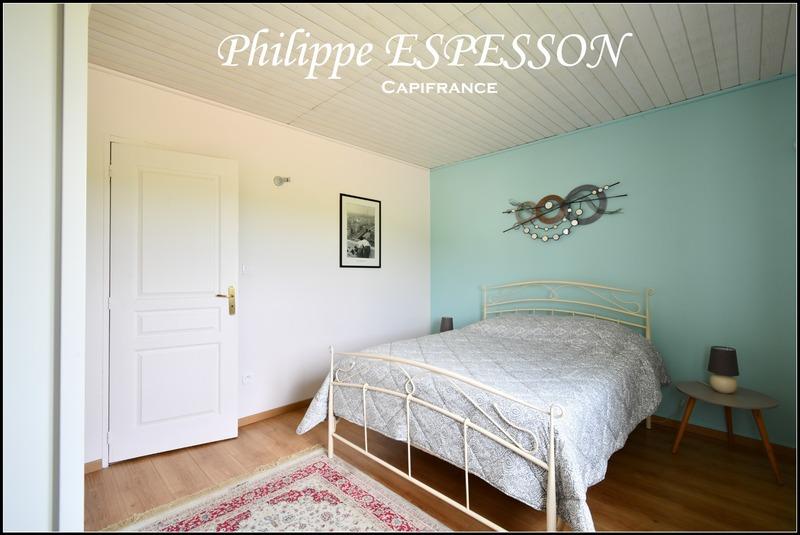 Propriété - 205 m² - 8 pièces