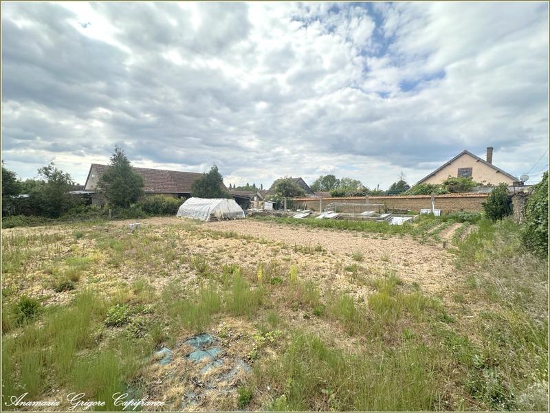 Terrain constructible - 730 m²