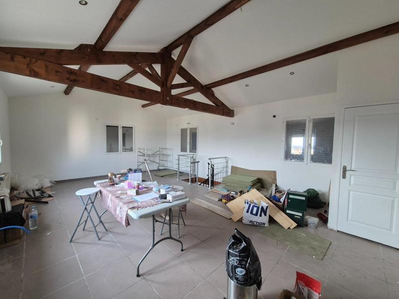 Maison traditionnelle - 100 m² - 5 pièces