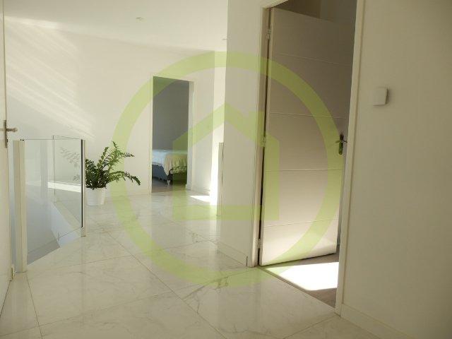 Maison - 154 m² - 6 pièces