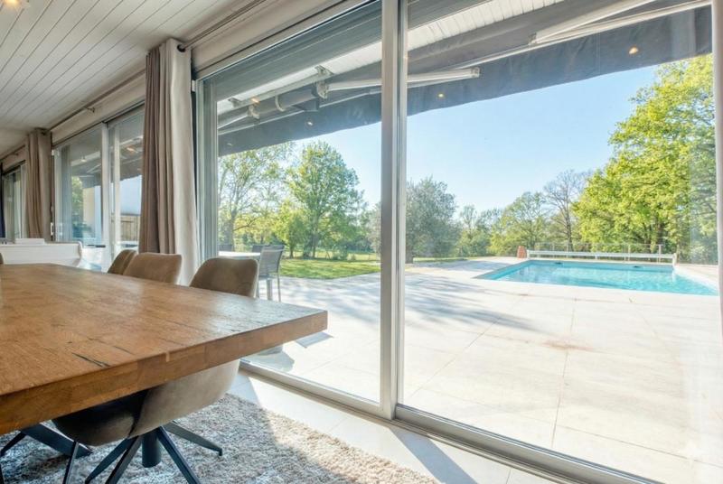 Pavillon - 135 m² - 6 pièces