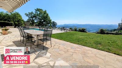 Maison - 165 m² - 5 pièces