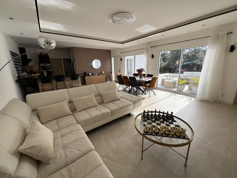 Maison - 164 m² - 6 pièces