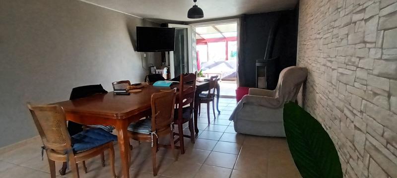 Maison - 300 m² - 8 pièces