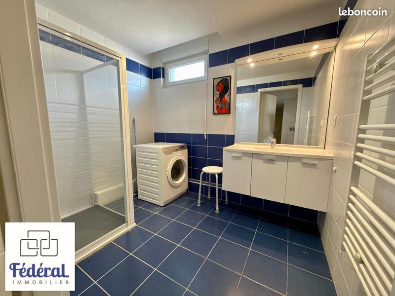 Appartement - 99 m² - 4 pièces