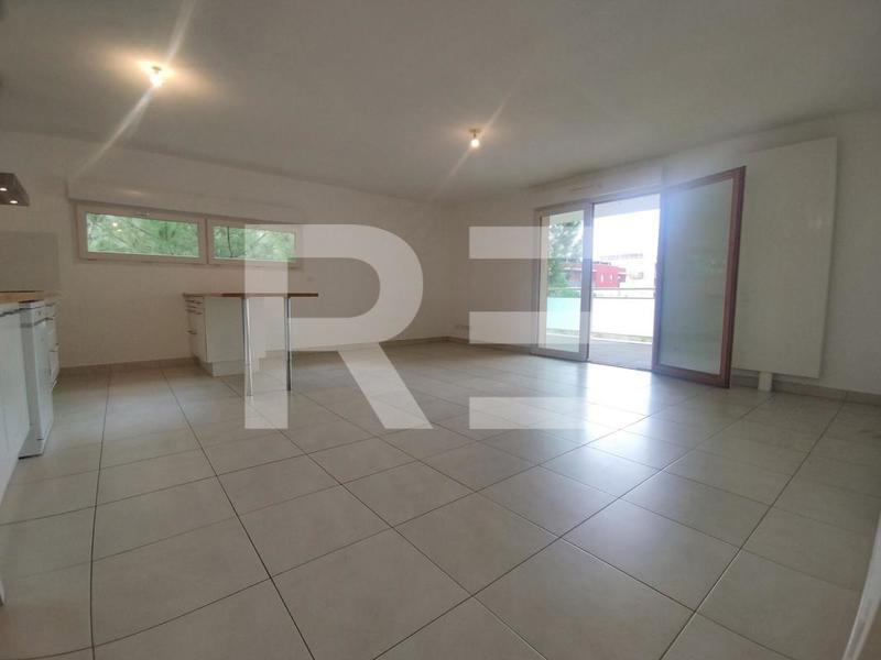 Appartement - 75 m² - 3 pièces