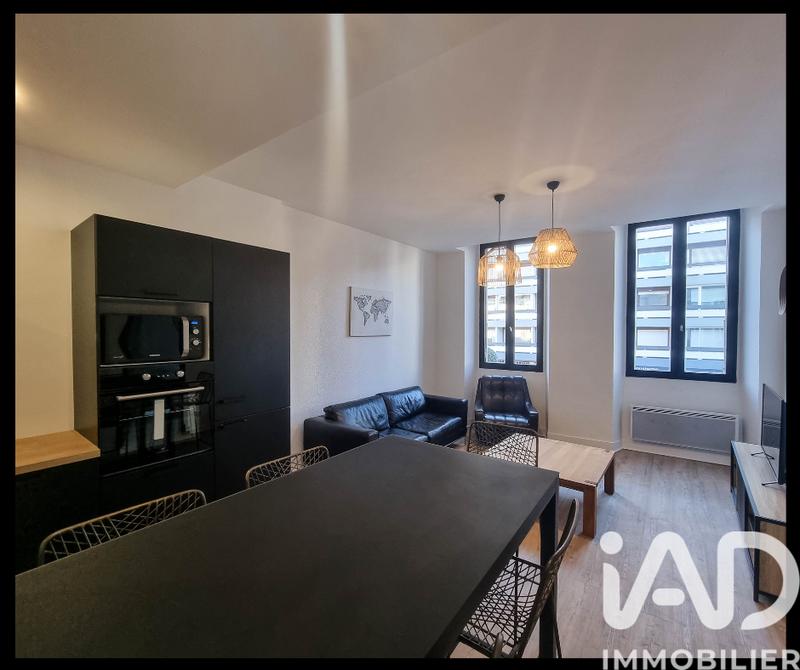 Appartement - 81 m² - 4 pièces