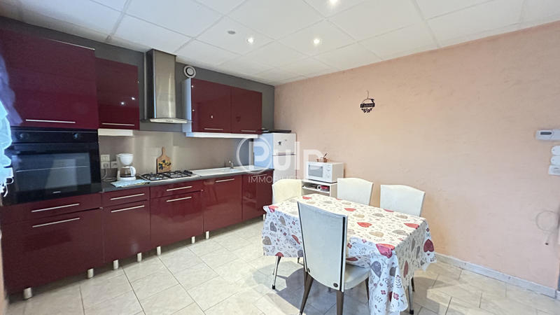 Maison - 110 m² - 5 pièces