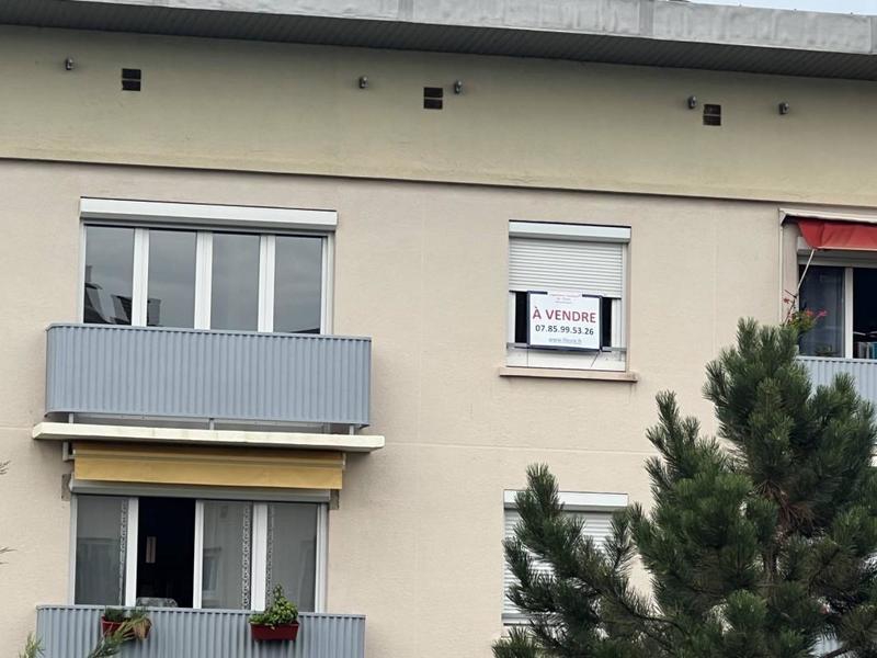 Appartement - 65 m² - 4 pièces