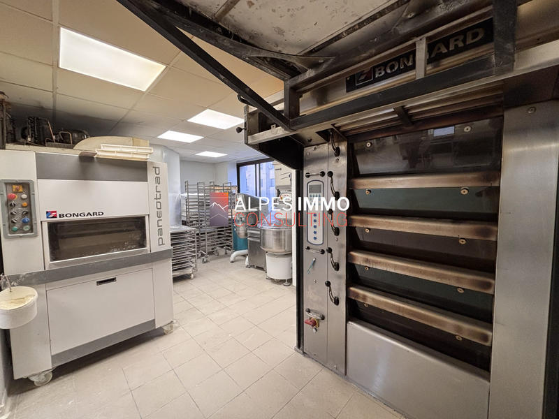 Fonds de commerce - 150 m²