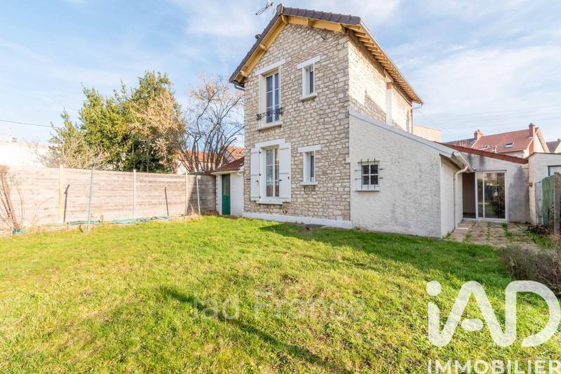 Maison - 74 m² - 4 pièces