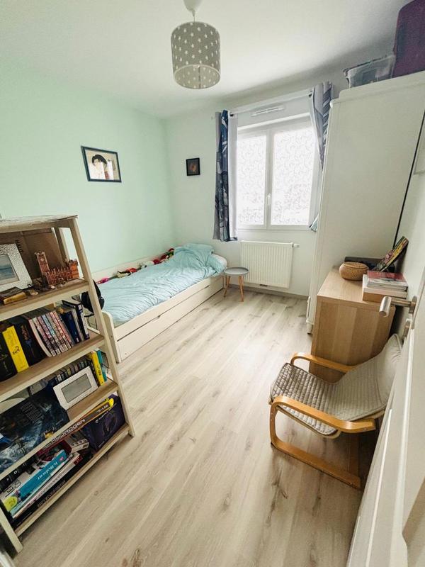 Maison - 122 m² - 8 pièces