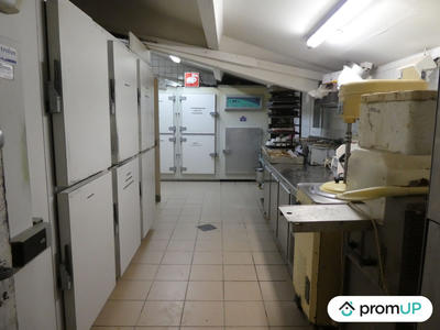 Maison - 200 m² - 7 pièces