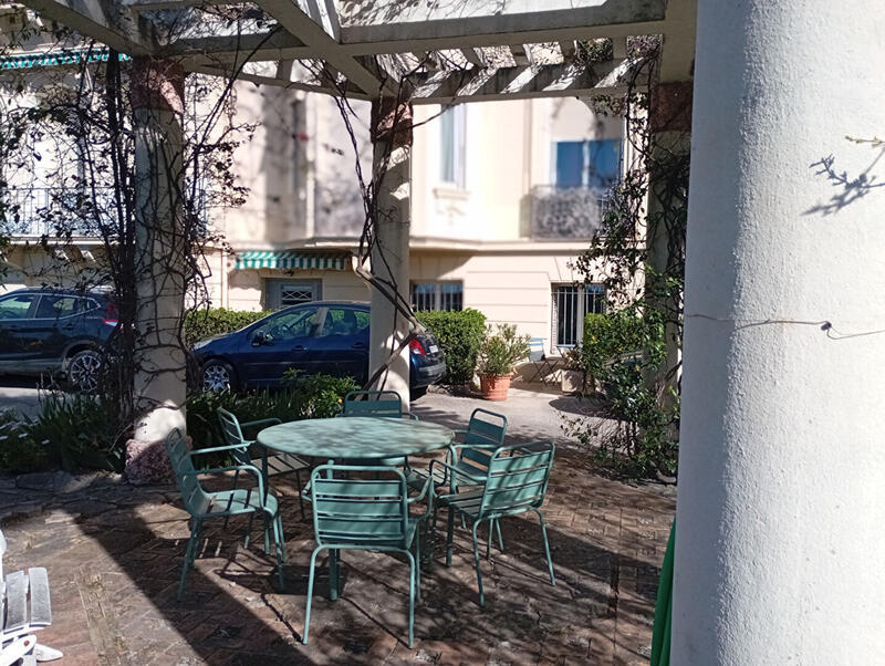 Appartement - 9 m² - 1 pièce