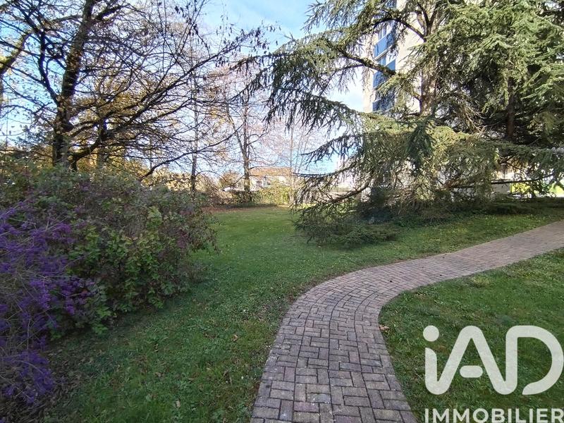 Appartement - 92 m² - 4 pièces