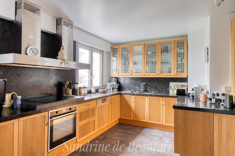 Appartement - 143 m² - 5 pièces