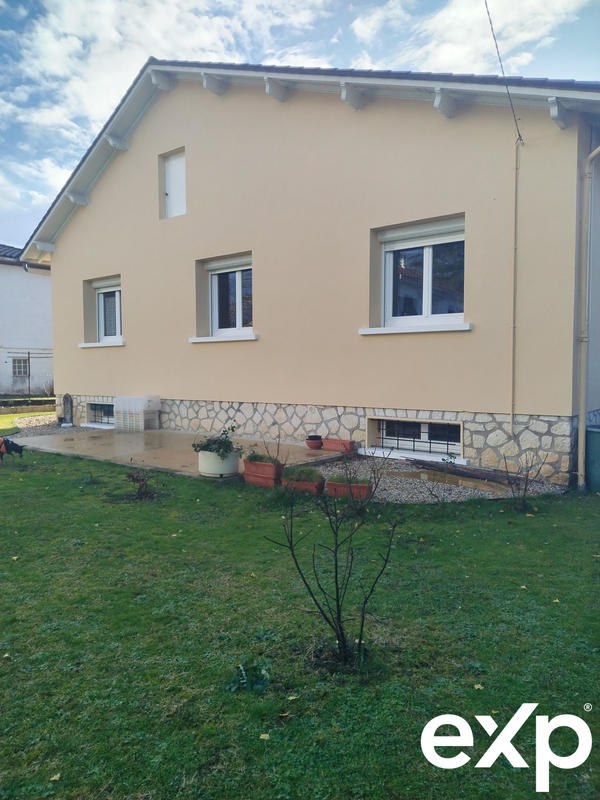 Maison traditionnelle - 133 m² - 6 pièces