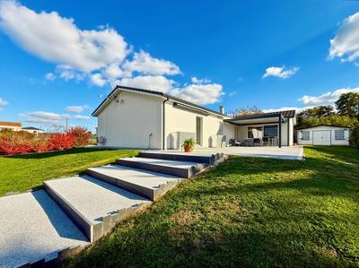 Maison - 160 m² - 5 pièces