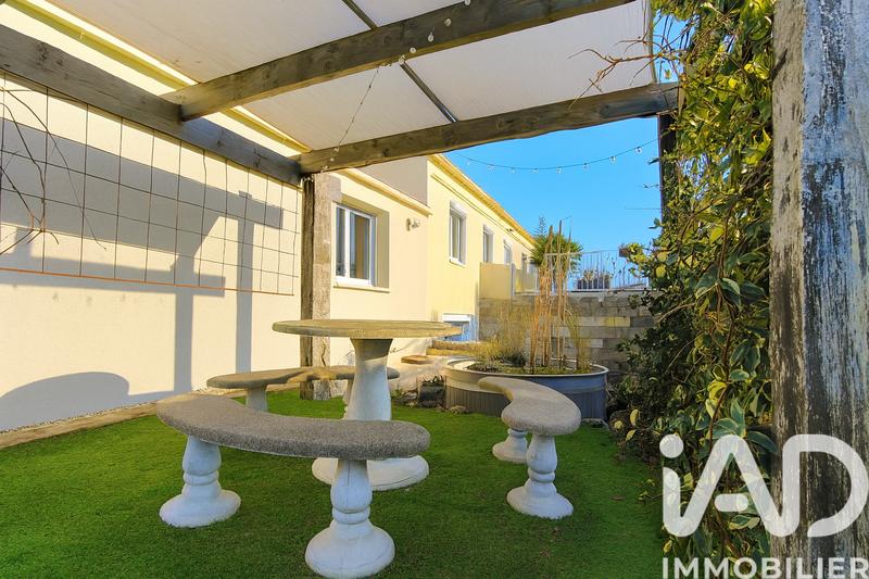 Maison - 92 m² - 5 pièces