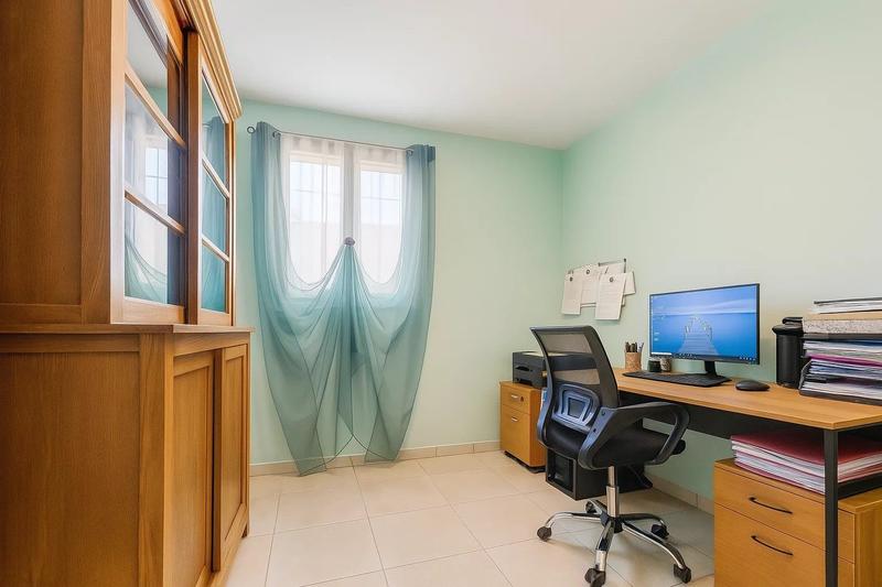 Maison - 157 m² - 10 pièces