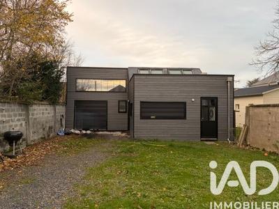 Maison - 91 m² - 5 pièces