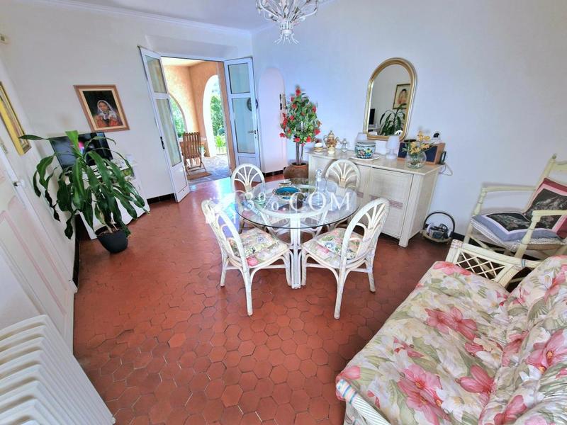 Villa - 160 m² - 6 pièces