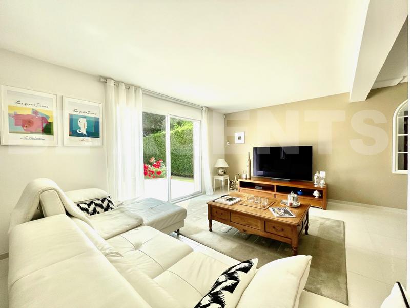 Maison contemporaine - 155 m² - 6 pièces