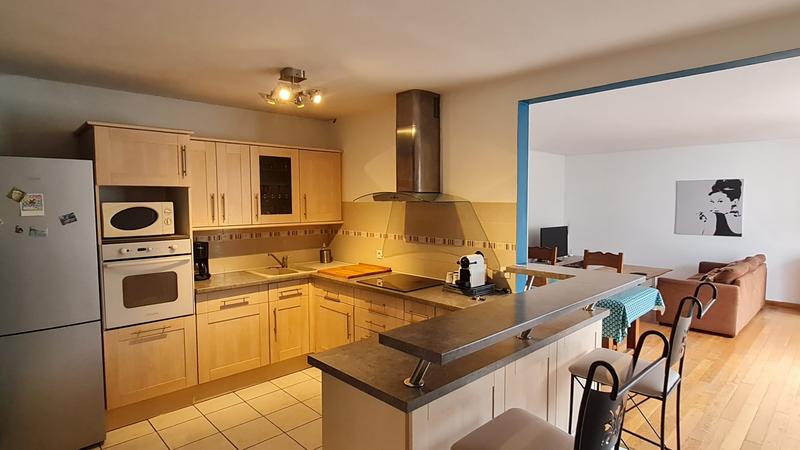 Appartement - 94 m² - 5 pièces