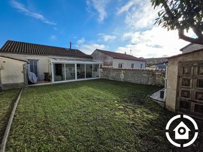 Maison - 100 m² - 4 pièces