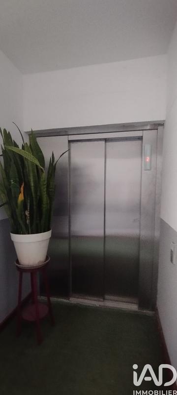 Immeuble - 2 180 m²