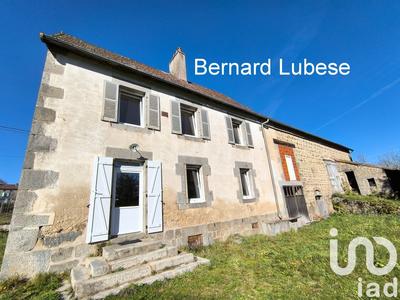 Maison - 90 m² - 8 pièces