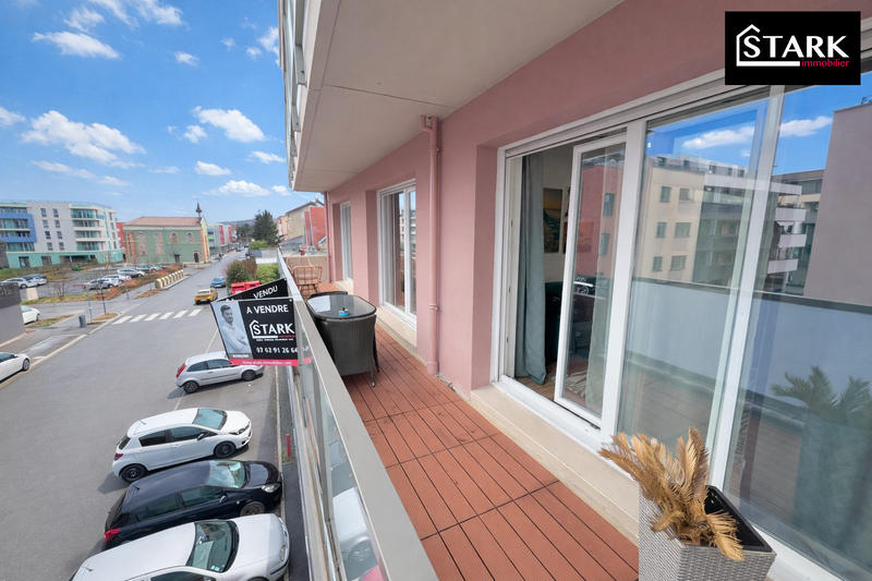 Appartement - 90 m² - 4 pièces