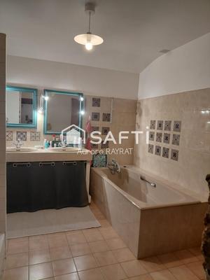 Maison - 147 m² - 4 pièces