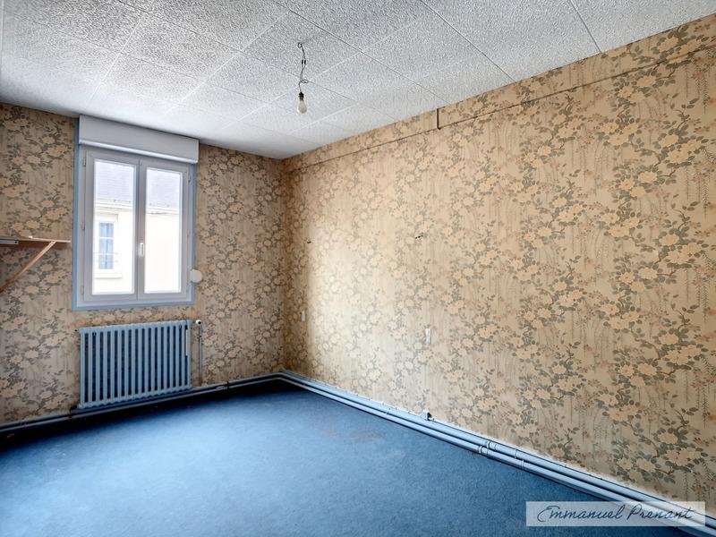 Local commercial - 242 m² - 7 pièces