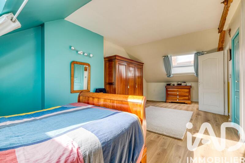 Maison - 169 m² - 8 pièces