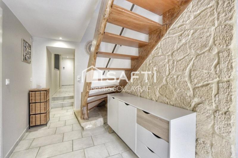 Maison - 205 m² - 5 pièces