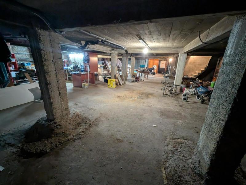 Maison - 340 m² - 10 pièces