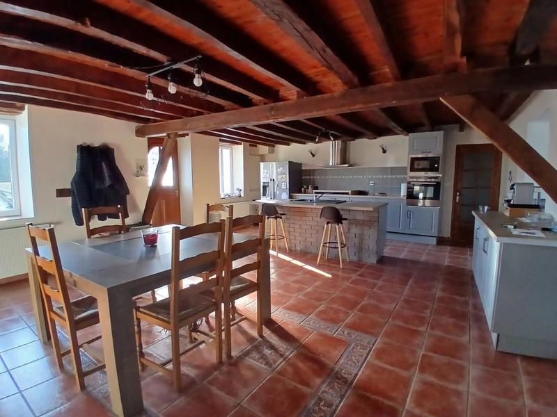 Maison - 228 m² - 6 pièces